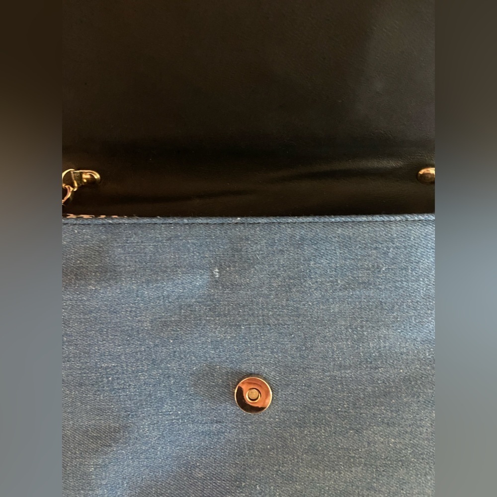 Cute Crossbody/Clutch - Picture 5 of 5